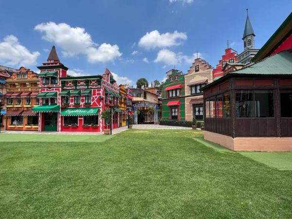 A la foto es mostra l'objecte Villa Claus Inn situat a la ciutat de Temascalcingo.