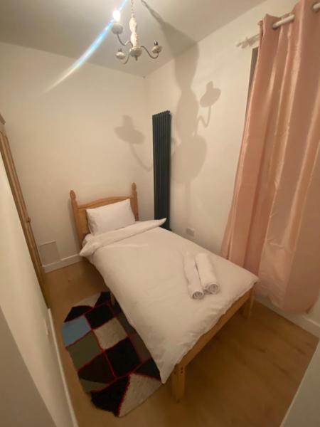 På billedet ses objektet 2 Bedroom New Flat In Blackpool Town Center beliggende i byen Blackpool.
