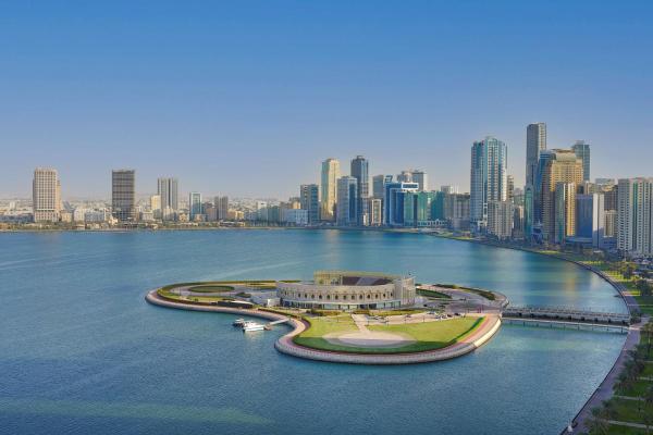 Kuva 5: DoubleTree by Hilton Sharjah Waterfront Hotel And Residences