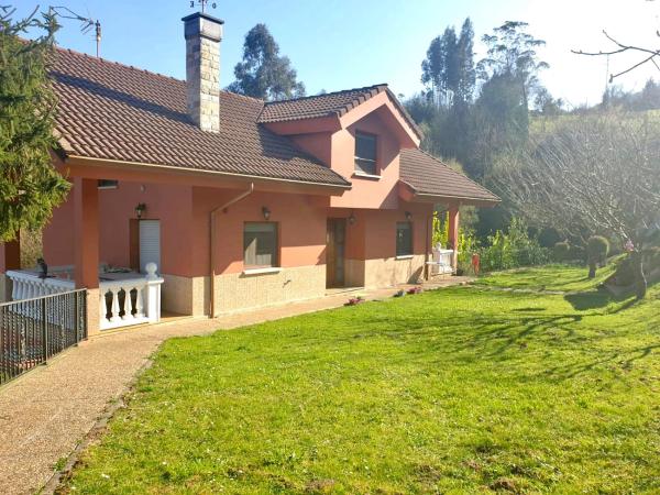 Na fotografii je vidět objekt La Colina de Fano - Casa Roja nacházející se ve městě Ríoseco.