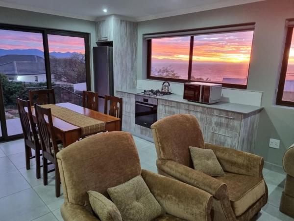 Bay Break - Mossel Bay