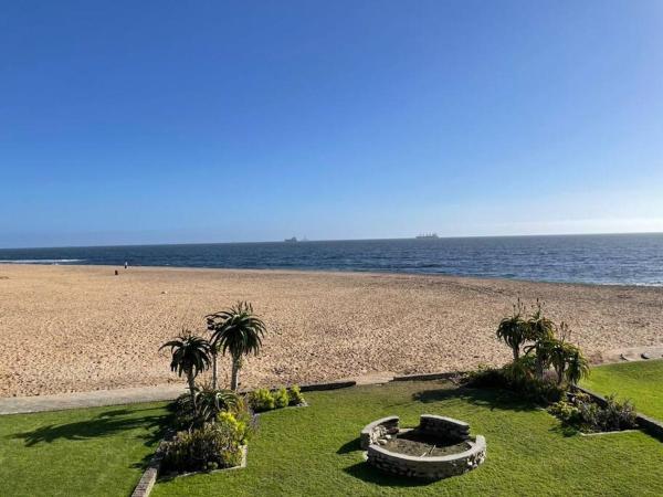 照片显示了位于Rand Rifles市的Namibia Coastal Retreat物件。