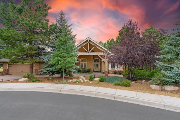 A la foto es mostra l'objecte Lone Oak Lodge with AC Forest views situat a la ciutat de Flagstaff.