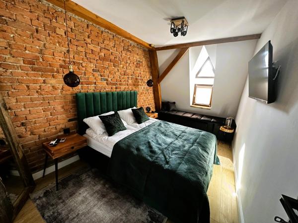 Na zdjęciu widoczny jest obiekt Apartament Miodowy - DARMOWY PARKING - KlMATYZACJA - WIFI położony w mieście Toruń.