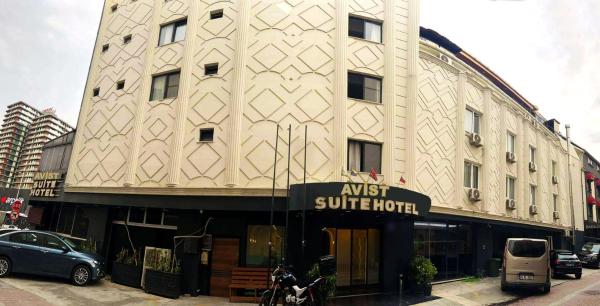 Na fotografii je vidět objekt Avist Hotel Avcılar nacházející se ve městě Avcılar.