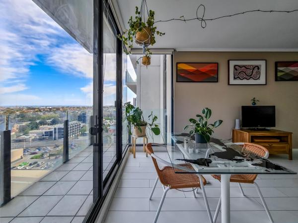 A la foto es mostra l'objecte Ocean view apartment close to CBD with indoor pool. situat a la ciutat de Melbourne.