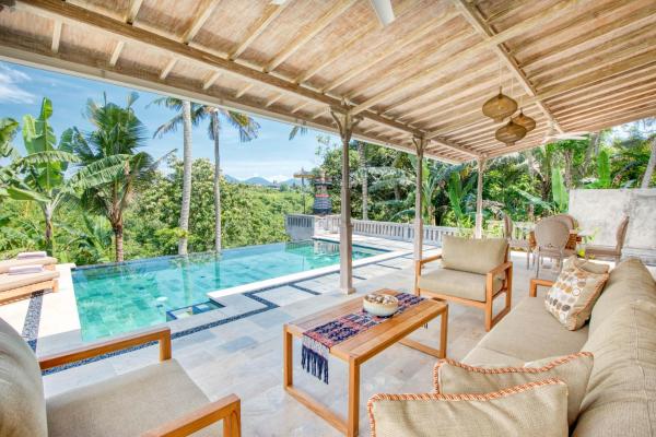 Foto 3: Quiet Luxury Paradise Fab Staff Lebah Villas Central Ubud
