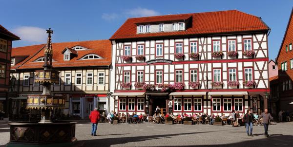 På billedet ses objektet Ringhotel Weißer Hirsch beliggende i byen Wernigerode.