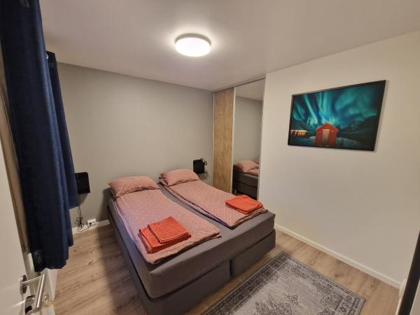 Na zdjęciu widoczny jest obiekt Northern living 1 room with shared bathroom położony w mieście Tromsø.
