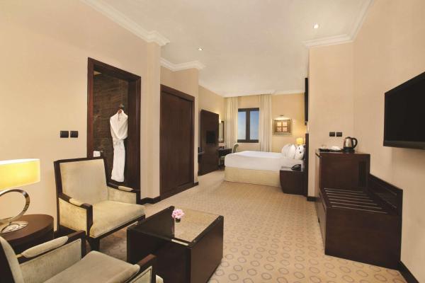 Kuva 9: DoubleTree by Hilton Dhahran