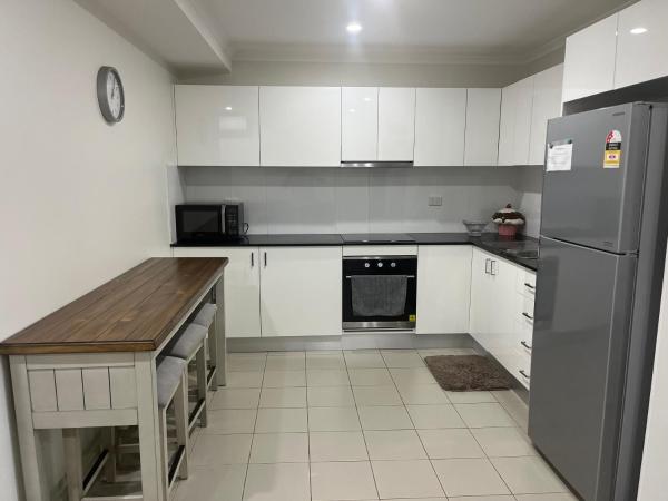 Homely Granny Flat, Kings Langley - Sydney