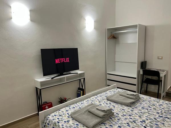 Op de foto is het object AL 106 Apartment [Free Wi-fi 5 min dalla Stazione] te zien, gelegen in de stad Prato.