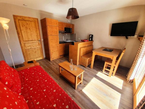Na fotografii je vidět objekt Les Chalets Des Rennes - Appartement 2 pièces - Les Chalets Des Rennes MAE-9694 nacházející se ve městě Vars.