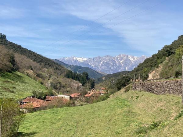På bilden syns objektet Apartamento Picos de Europa som ligger i staden Luriezo.