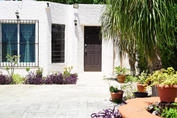 På bildet vises objektet Casa Avocado, en García Gineres som ligger i byen Mérida.