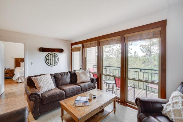 Na zdjęciu widoczny jest obiekt Seventh Mountain Condo in Bend with Scenic Views! położony w mieście Bend.