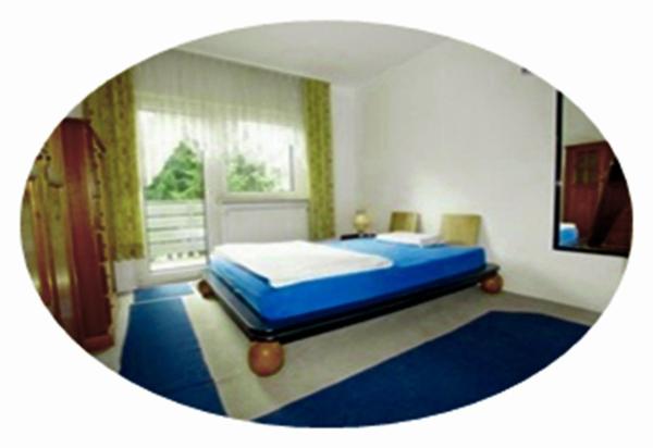 写真にはバート・ナウハイム市にあるFewowellnesspalastが写っています。
