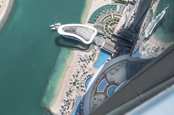 Nella foto è visibile l'oggetto Conrad Abu Dhabi Etihad Towers situato nella città di Abu Dhabi.