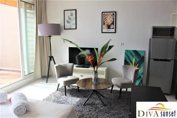 Tahiti Diva Sunset studio, Papeete