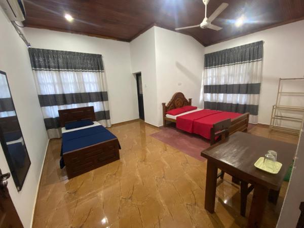 A la foto es mostra l'objecte East Gate 8-9 Batticaloa situat a la ciutat de Batticaloa.