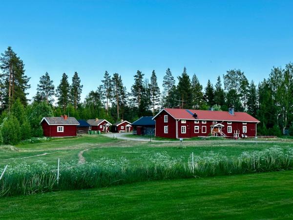 Auf dem Foto ist das Objekt Ramsjö Camping Stuga in der Stadt Hedsjö zu sehen.