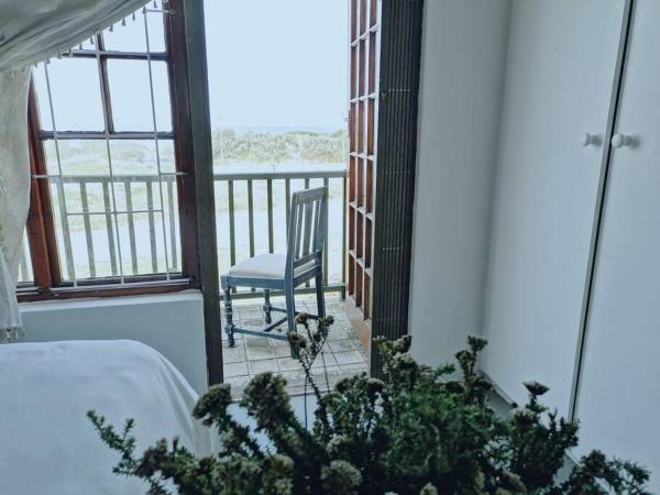 Fotografie 9: Beachfront at 22 Settler's Sands