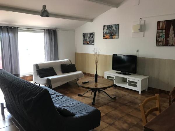 A la foto es mostra l'objecte Belle-vie situat a la ciutat de Corconne.
