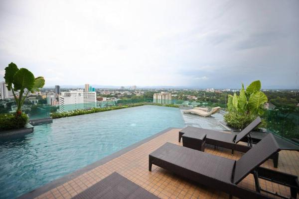 Specious Luxury 2 bedrooms Apt., Čiang Mai