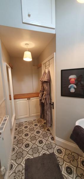 Bilde 4: Cosy Spring Cottage at Pen Y Coed Hall