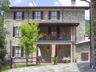 En la foto se muestra el objeto A fine 2 bedroom stone house in Emila ubicado en la ciudad de Rustigazzo.