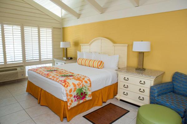 Best Western Plus Yacht Harbor Inn - Clearwater, FL