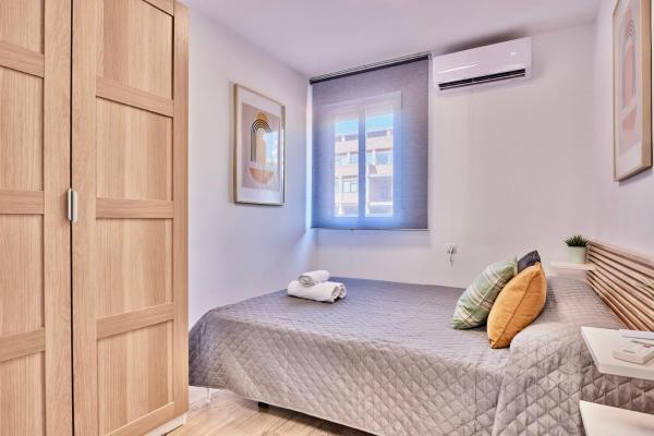 SPACIOUS, SUNNY FLAT BY CITY OF ARTS & SCIENCES的照片4