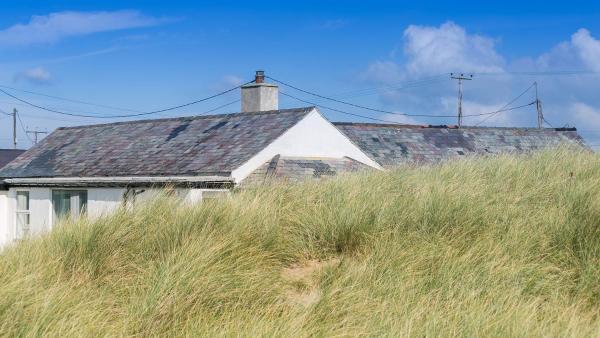 På billedet ses objektet Borth Bach beliggende i byen Rhosneigr.