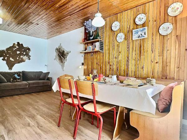 På billedet ses objektet Joli 2 pièces avec terrasse, près des pistes, commerces et école de ski, pour 4 personnes à Tignes - FR-1-411-666 beliggende i byen Tignes.