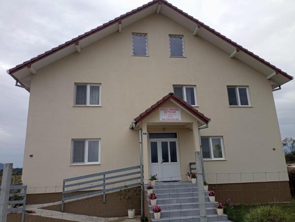 Auf dem Foto ist das Objekt Casa Andrei Retezat in der Stadt Tuştea zu sehen.