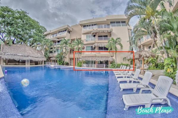 Na foto é possível ver o objeto Perla del Mar - Large Pool and 6 blocks to Beach localizado na cidade de Bucerías.