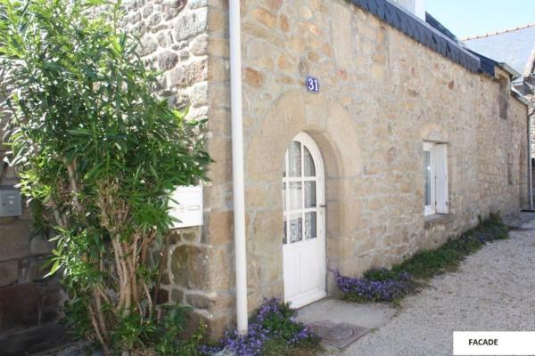 A la foto es mostra l'objecte Charmante maison de pecheur dans le Golfe du Morbihan situat a la ciutat de Arzon.