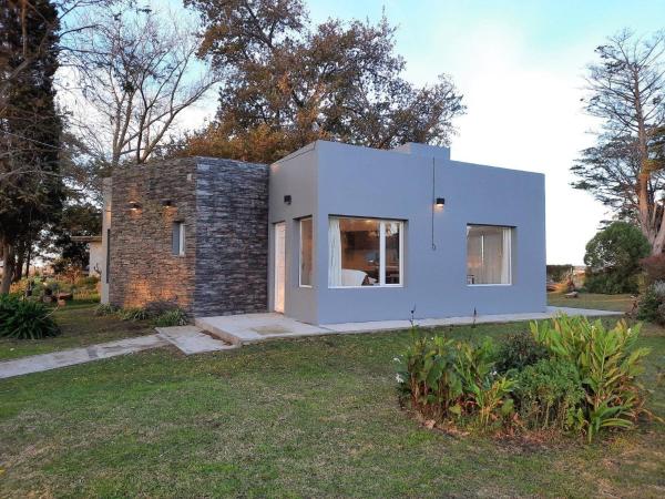Nella foto è visibile l'oggetto Casa 3 ambientes situato nella città di Vivoratá.