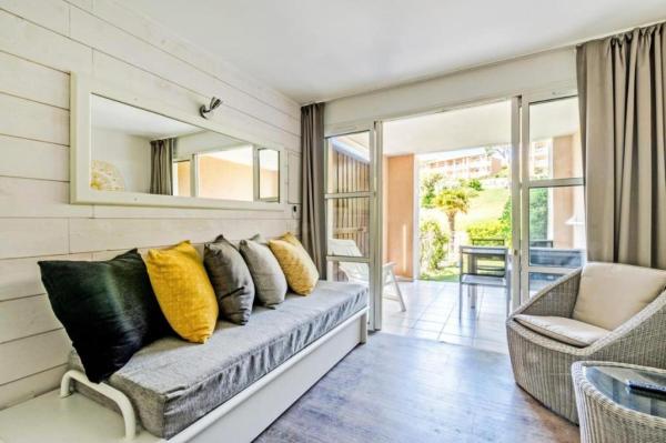 A la foto es mostra l'objecte Résidence le Village de Cap Esterel - maeva Home - Appartement cosy 2 pièces 5 personnes - Sélection - Super Home MAE-4000 situat a la ciutat de Saint-Raphaël.
