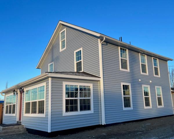 Nella foto è visibile l'oggetto Duncklee Room 202, Hyland Hotel situato nella città di Sutton.