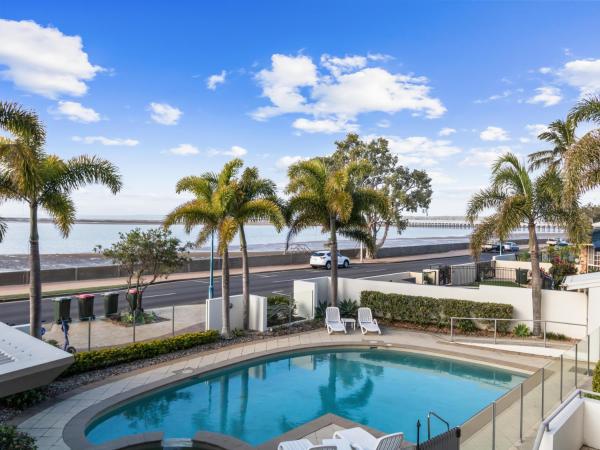 A la foto es mostra l'objecte Pier One Waterfront Apartment situat a la ciutat de Urangan.
