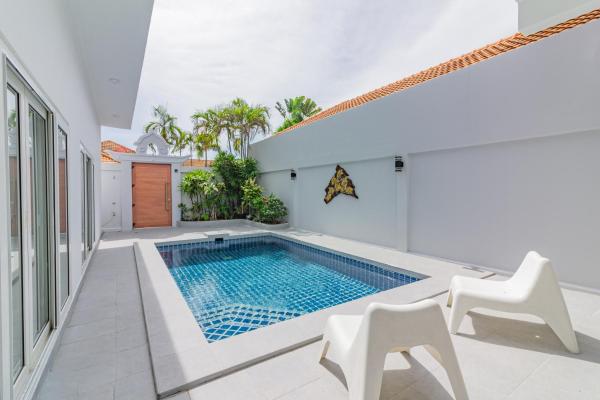 Beach At 5 Mins Walk 3bdr Pool Villa For Groups And Family - Pattaya City