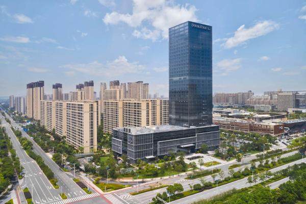 På billedet ses objektet Doubletree By Hilton Rugao beliggende i byen Maotangqiao.