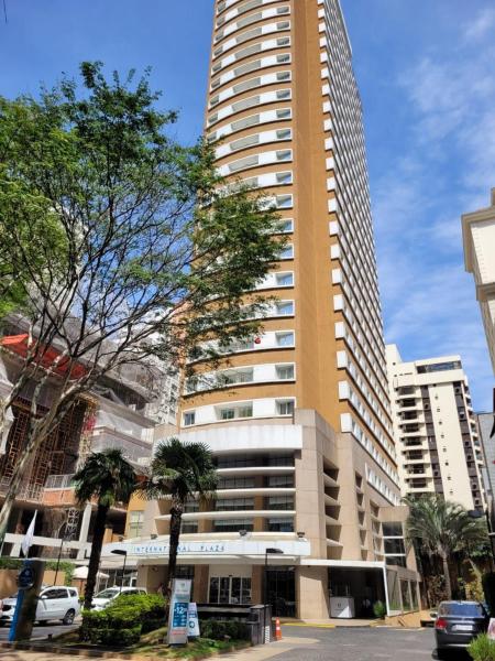 Elegant Flat Internacional Plaza-Garagem e Piscina, São Paulo