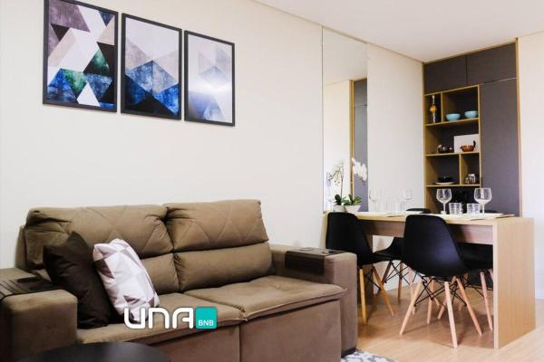 A la foto es mostra l'objecte Lindo studio no Parque Una com vaga de garagem situat a la ciutat de Pelotas.