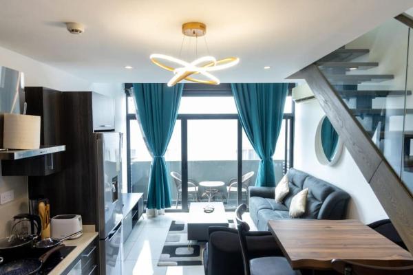 Skyline 1 Bed, Loft 2 @Embassy Gardens, Cantonments