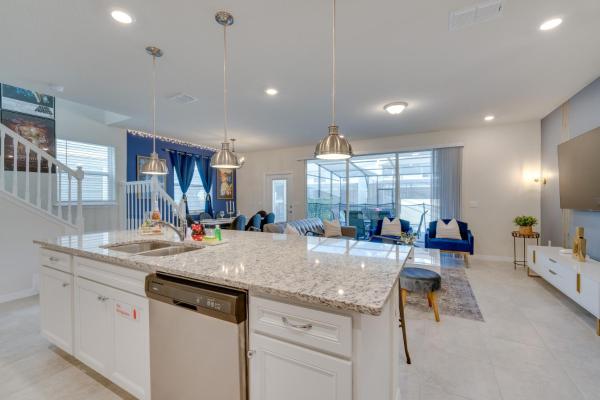Φωτογραφία 7: Pool, Games & Disney Magic! Epic Family Oasis