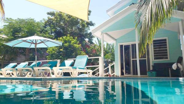 Hummingbirds Cabins, Caye Caulker