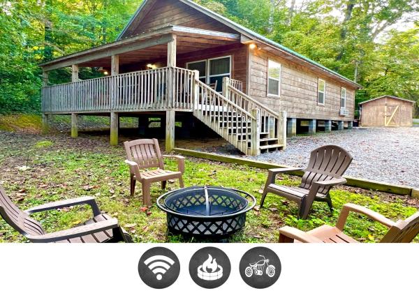 写真にはHatchertown市にあるTranquil Valley Retreat cabinが写っています。