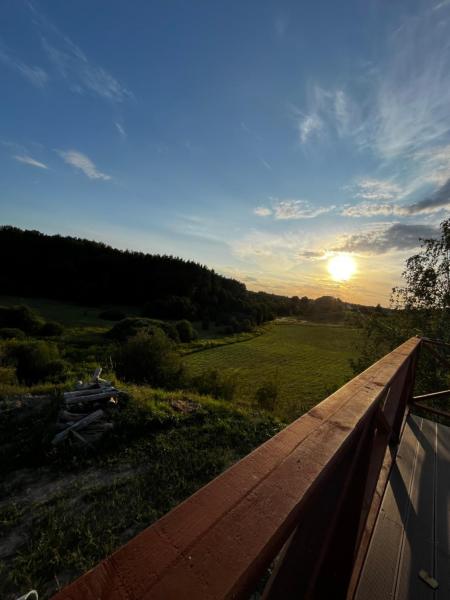 Na zdjęciu widoczny jest obiekt Natura Dom Iwona Przybysz położony w mieście Bogdany.